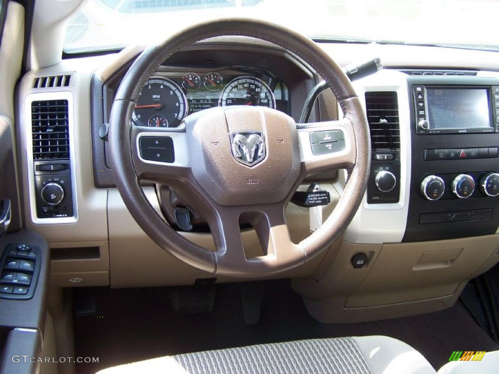 2009 Ram 1500 Big Horn Edition Quad Cab 4x4 - Brilliant Black Crystal Pearl / Light Pebble Beige/Bark Brown photo #8