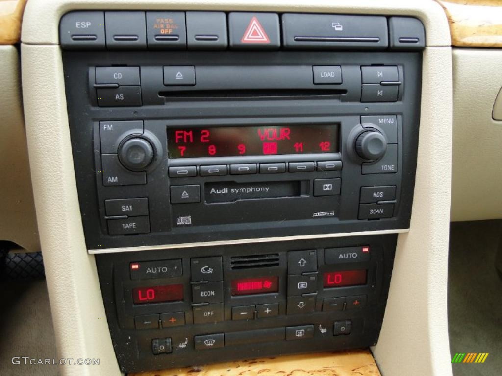 2005 Audi A4 2.0T Sedan Controls Photo #49315185