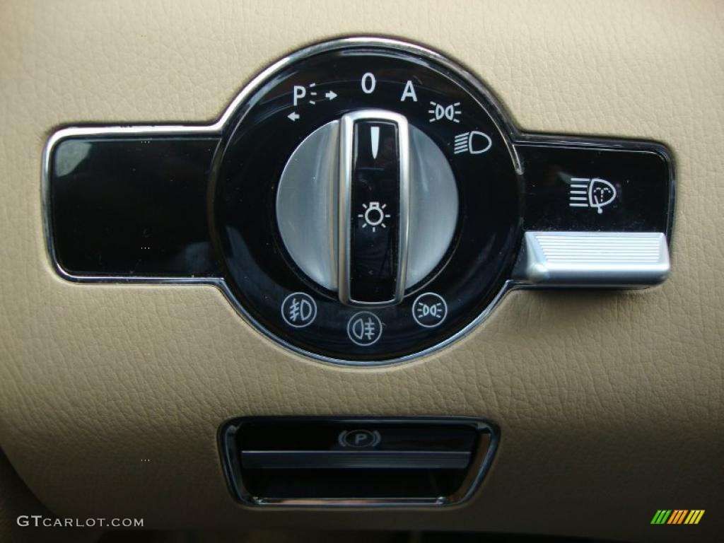 2007 Mercedes-Benz S 550 4Matic Sedan Controls Photo #49318371
