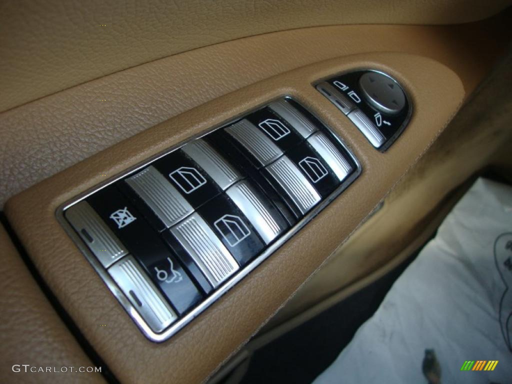 2007 Mercedes-Benz S 550 4Matic Sedan Controls Photo #49318386