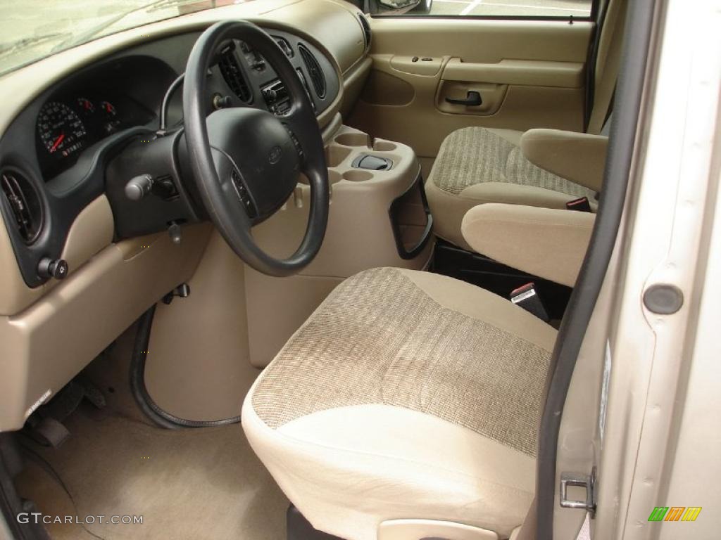 2002 E Series Van E350 XLT 15 Passenger - Light Parchment Gold Metallic / Medium Parchment photo #11