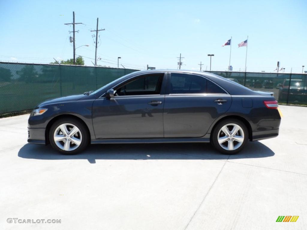2011 Camry SE - Magnetic Gray Metallic / Dark Charcoal photo #6