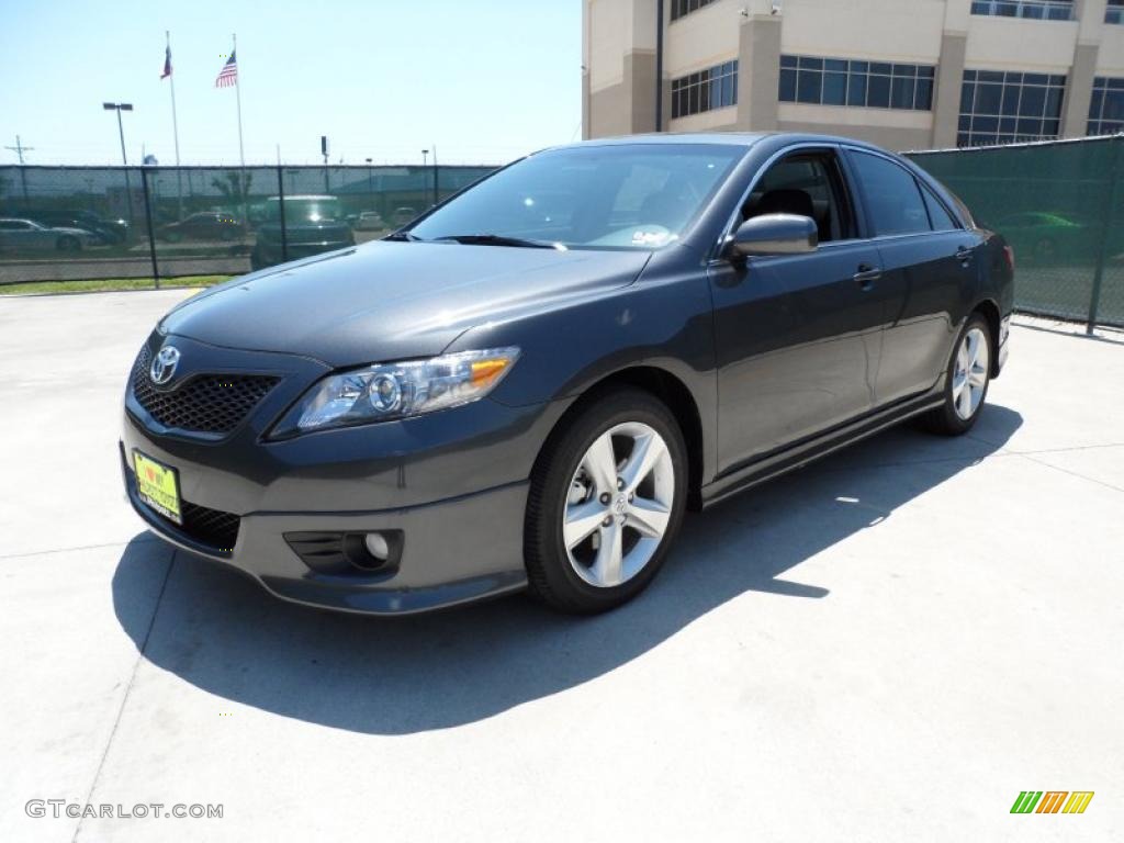 2011 Camry SE - Magnetic Gray Metallic / Dark Charcoal photo #7