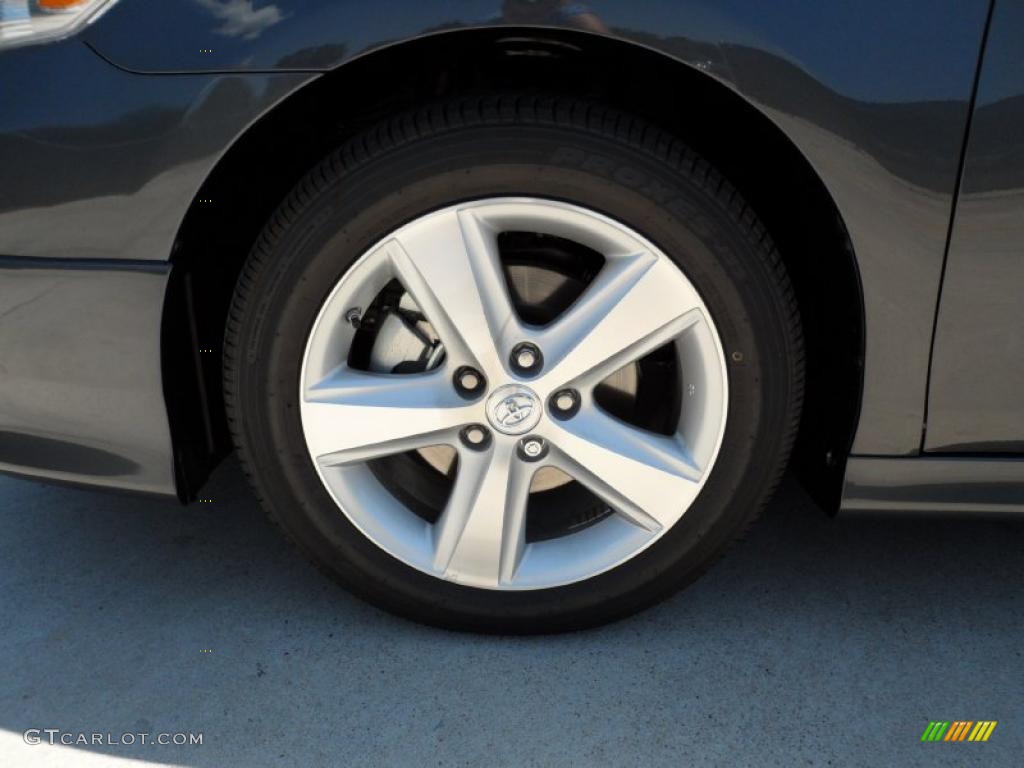 2011 Camry SE - Magnetic Gray Metallic / Dark Charcoal photo #11
