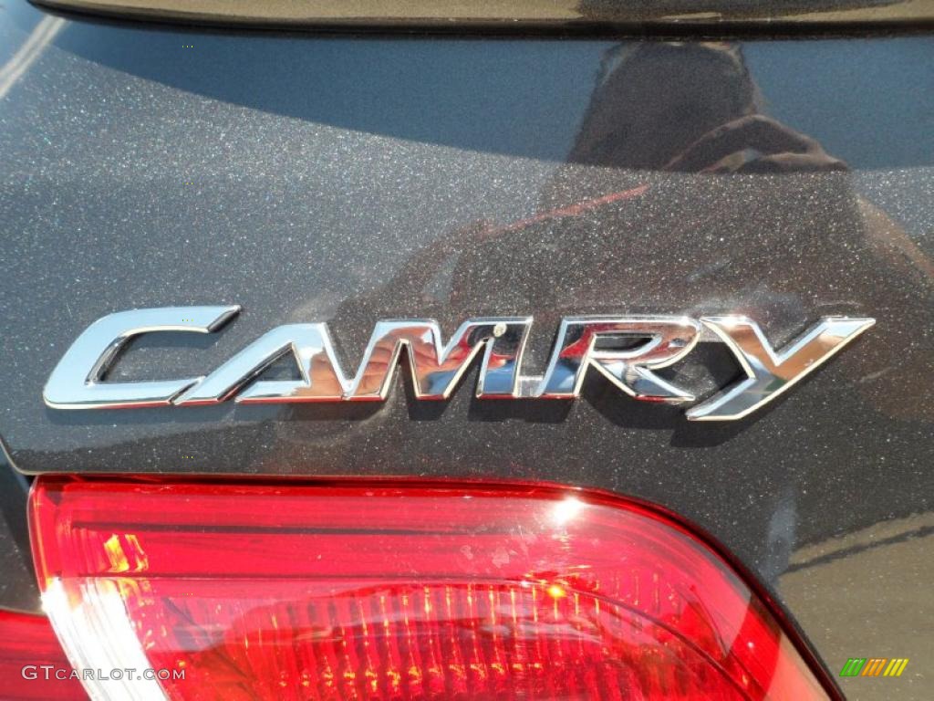 2011 Camry SE - Magnetic Gray Metallic / Dark Charcoal photo #15