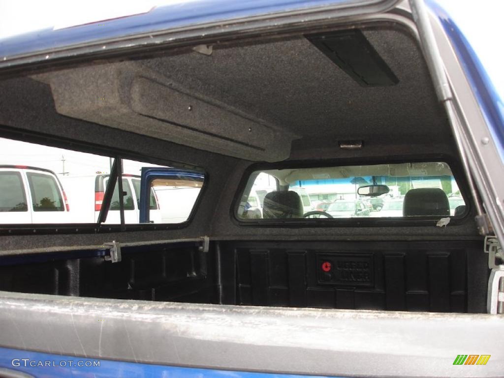 2003 Silverado 1500 Regular Cab - Arrival Blue Metallic / Medium Gray photo #11