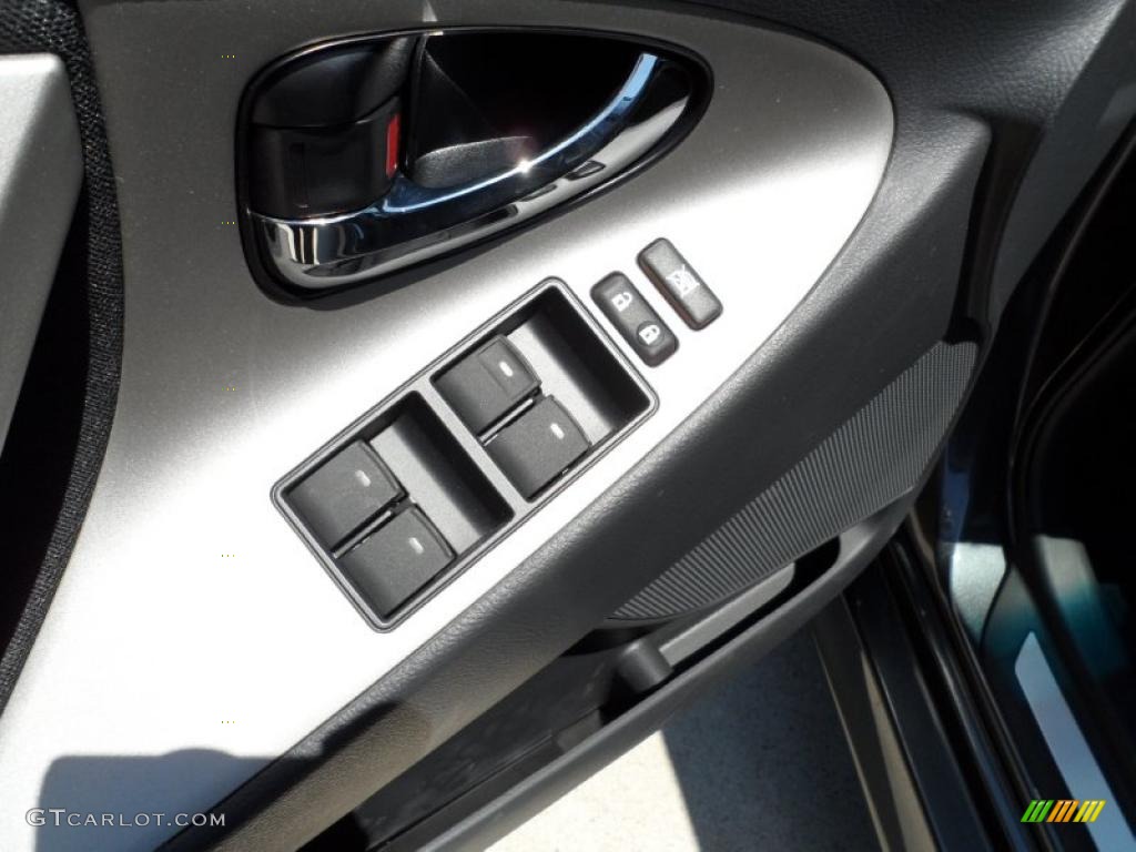 2011 Camry SE - Magnetic Gray Metallic / Dark Charcoal photo #23