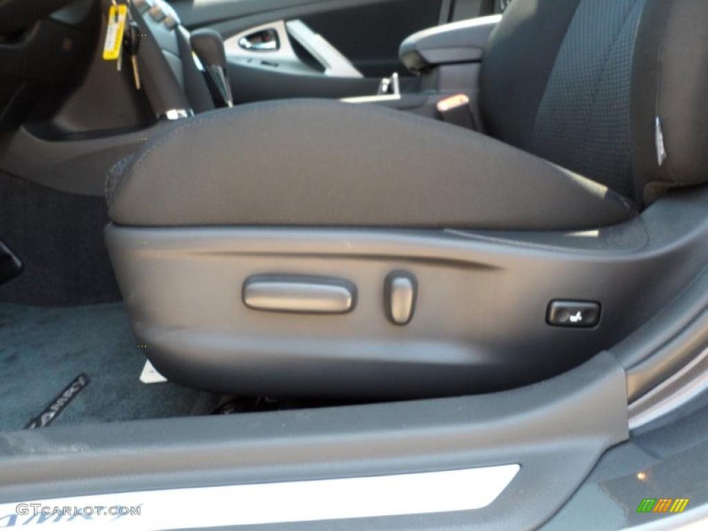 2011 Camry SE - Magnetic Gray Metallic / Dark Charcoal photo #25