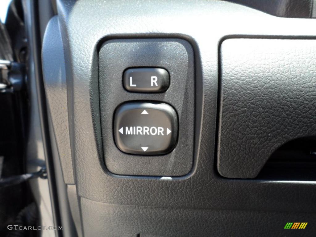 2011 Camry SE - Magnetic Gray Metallic / Dark Charcoal photo #35