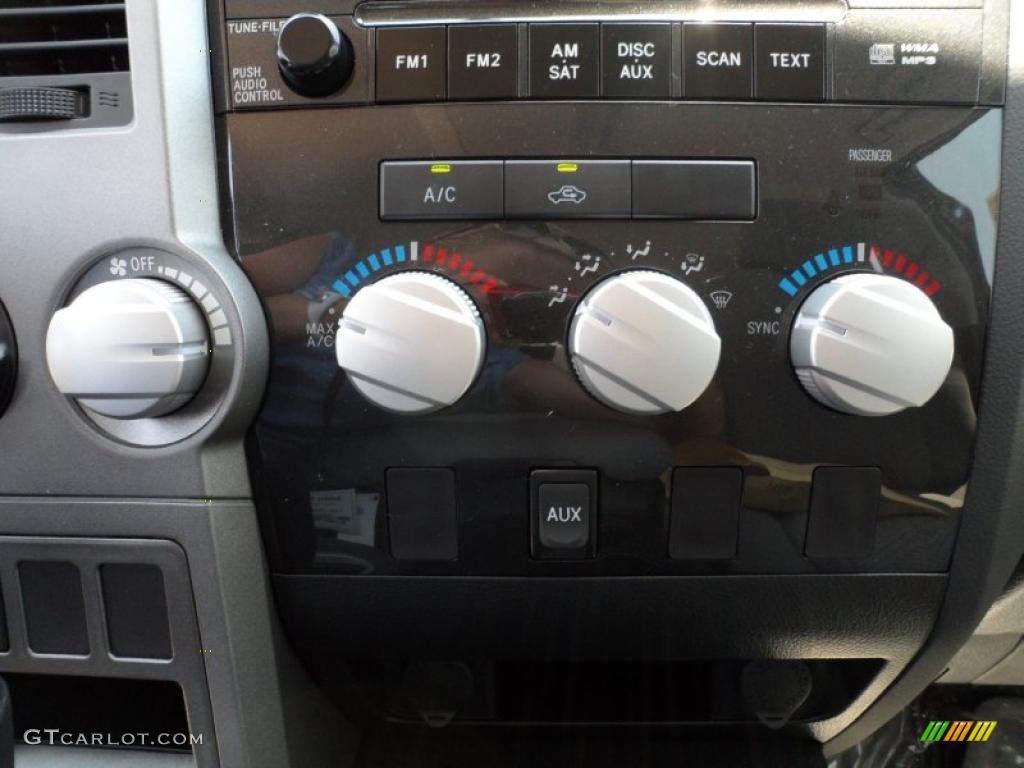 2011 Toyota Tundra Double Cab Controls Photo #49322994