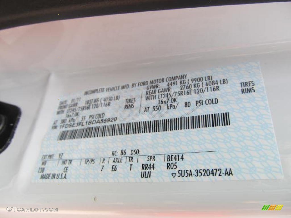 2011 E Series Cutaway Color Code YZ for Oxford White Photo #49324044