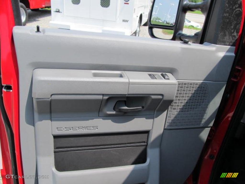 2011 Ford E Series Cutaway E350 Commercial Utility Truck Medium Flint Door Panel Photo #49324233