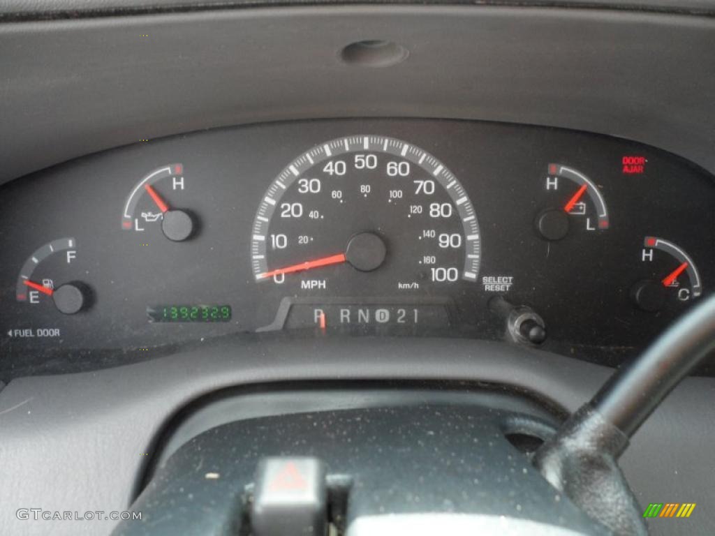 2003 Ford F150 STX Regular Cab Gauges Photo #49325358