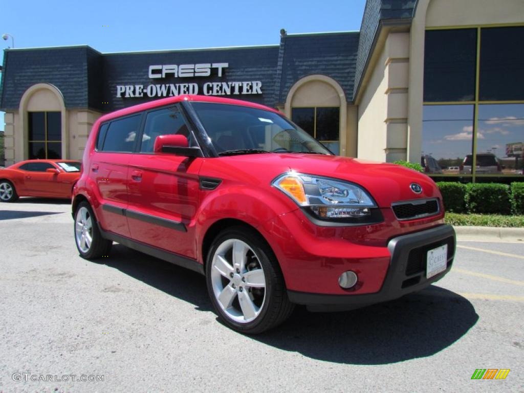 Molten Red Kia Soul