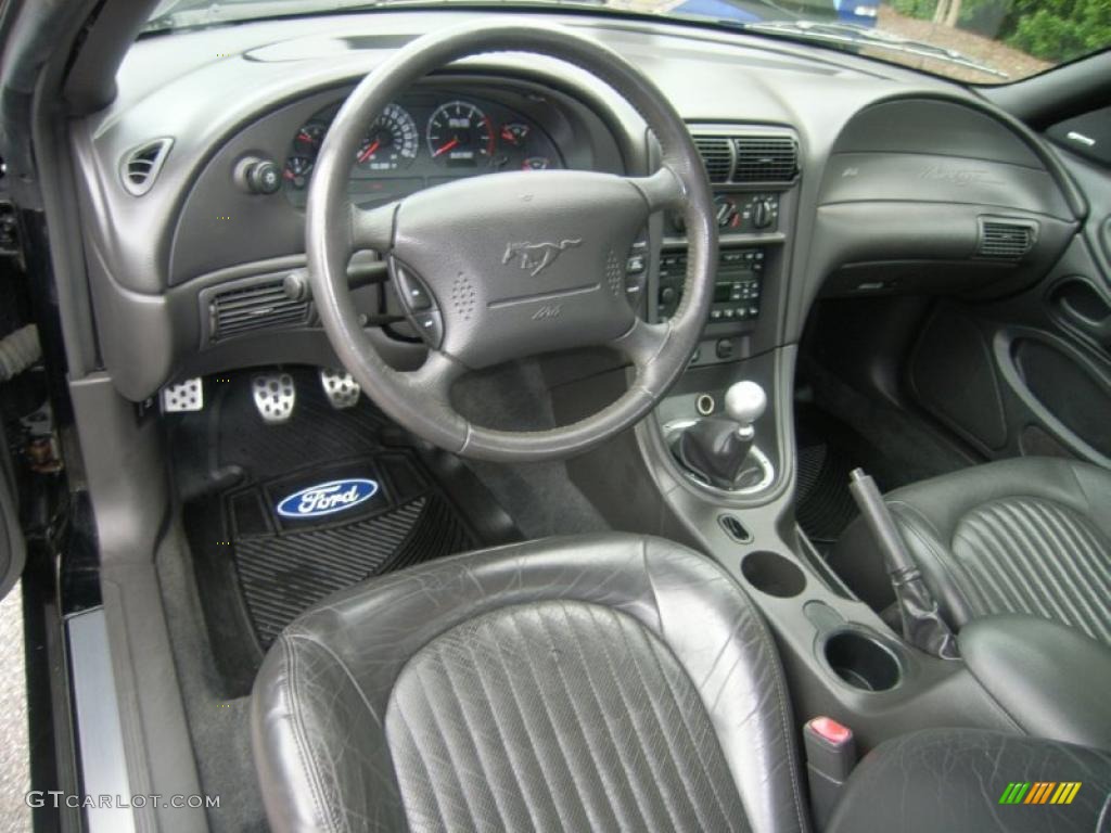 2001 Ford Mustang Bullitt Coupe Dark Charcoal Dashboard Photo #49331469