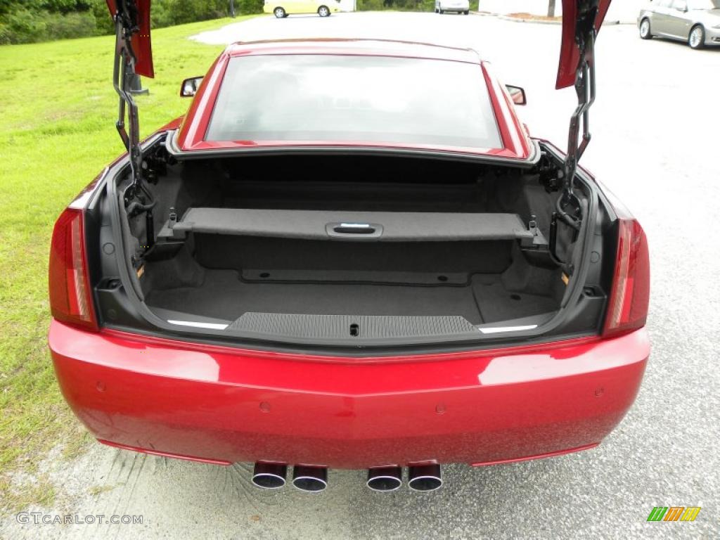 2004 Cadillac XLR Roadster Trunk Photo #49332132