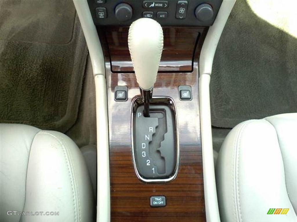 2003 Cadillac Seville SLS 4 Speed Automatic Transmission Photo #49334745