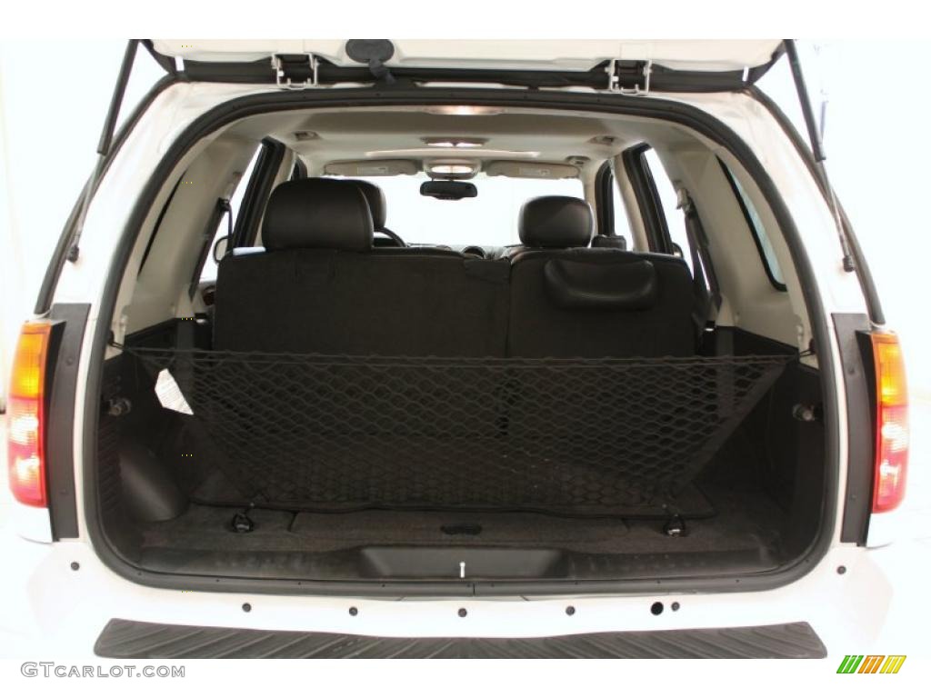 2008 Envoy SLE 4x4 - Summit White / Ebony photo #15