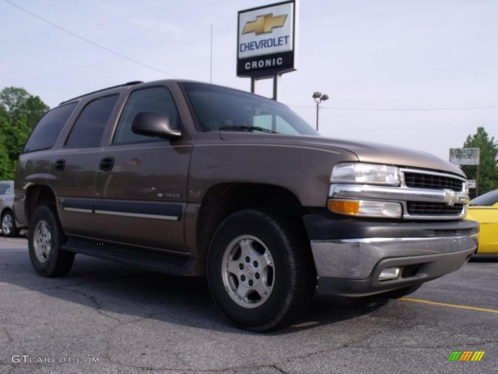 2003 Tahoe LS - Sandalwood Metallic / Tan/Neutral photo #1