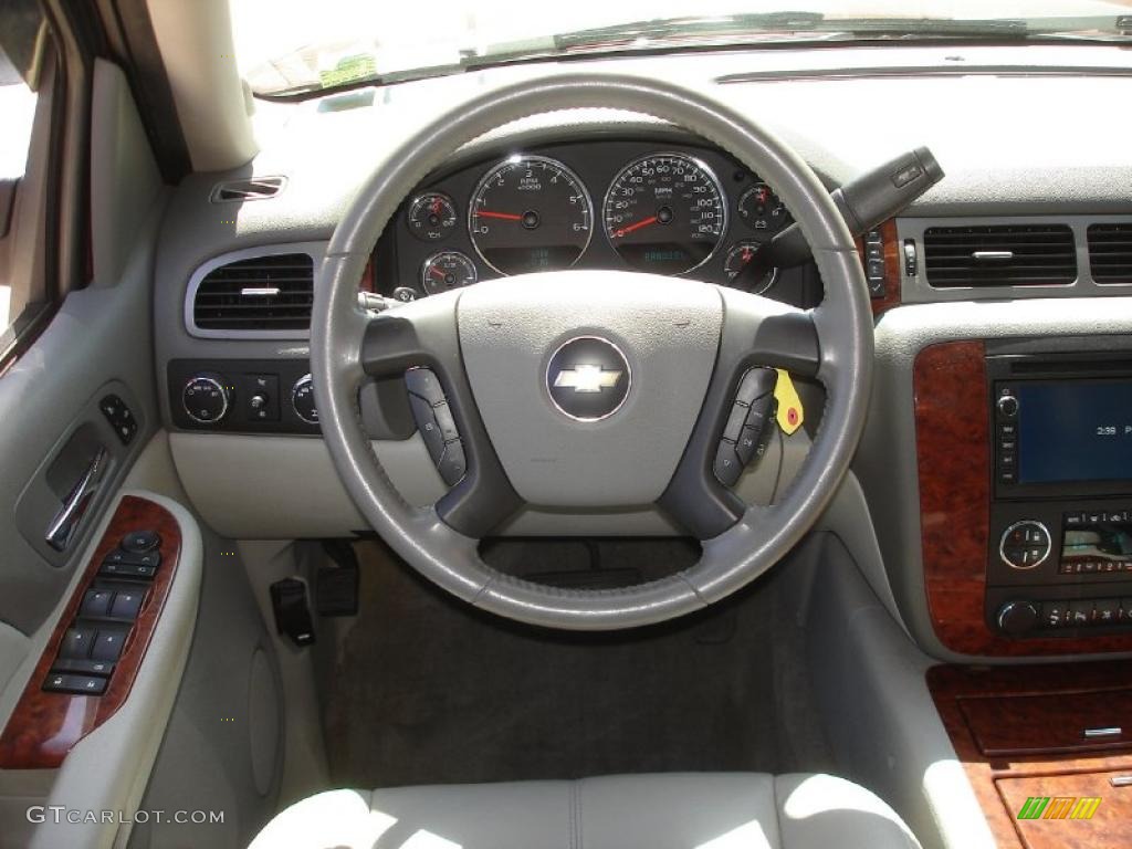 2008 Chevrolet Avalanche LTZ 4x4 Ebony/Light Cashmere Steering Wheel Photo #49339309