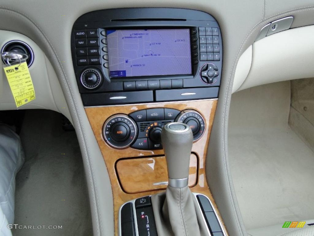 2008 Mercedes-Benz SL 550 Roadster Controls Photo #49339857