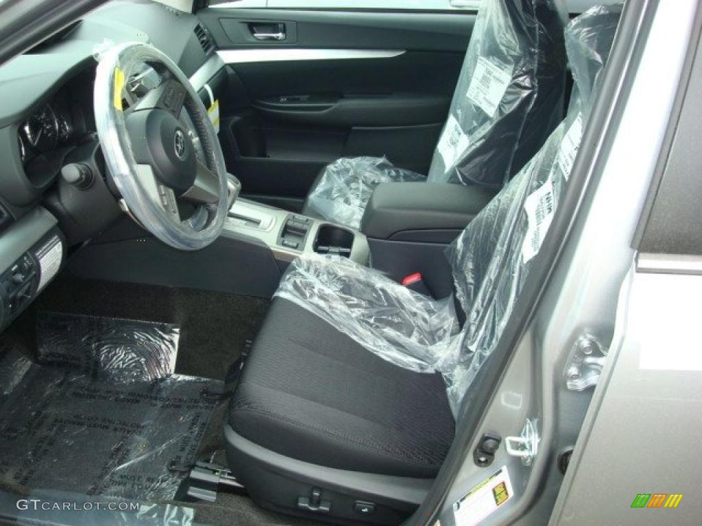 2011 Outback 2.5i Premium Wagon - Steel Silver Metallic / Off Black photo #2