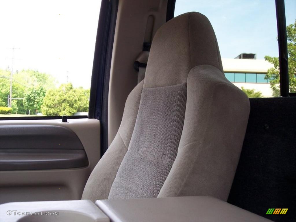 2004 F350 Super Duty FX4 Regular Cab 4x4 - True Blue Metallic / Medium Parchment photo #31