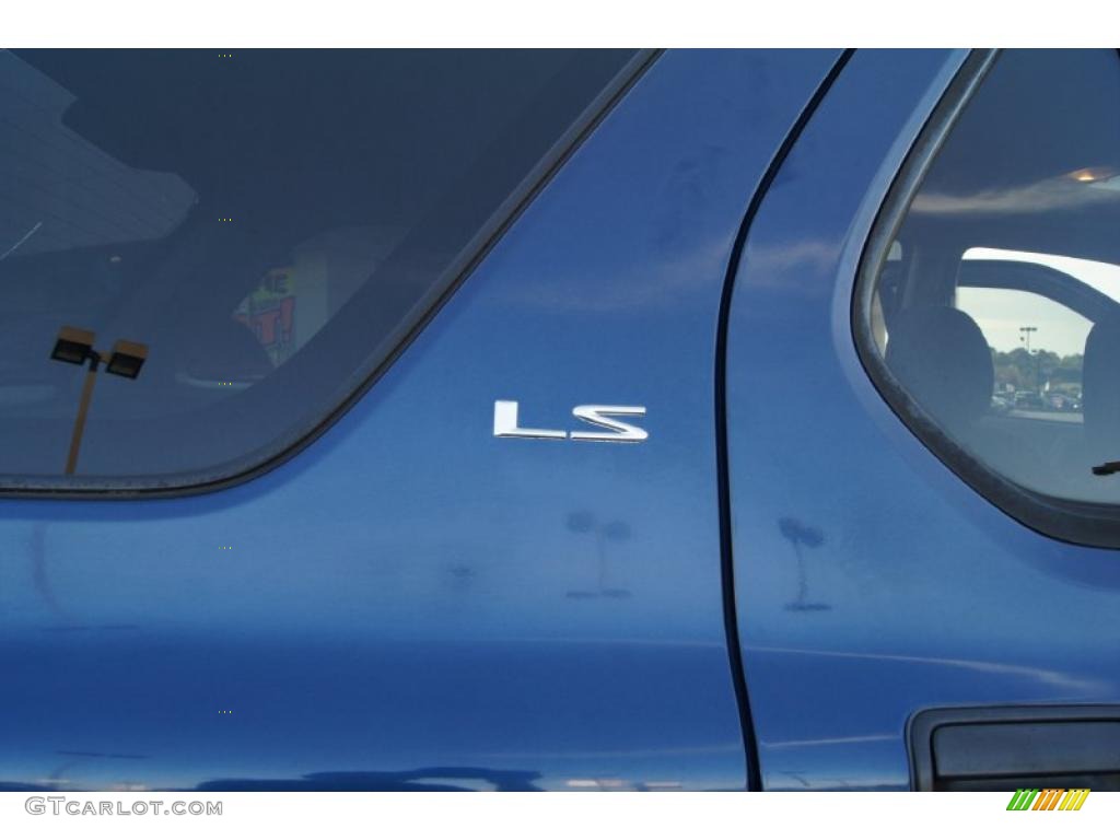2002 Isuzu Rodeo LSE 4WD Marks and Logos Photo #49342050