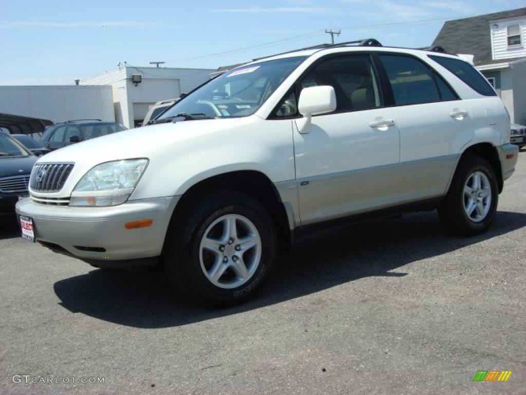 2001 RX 300 AWD - White Gold Crystal / Ivory photo #2