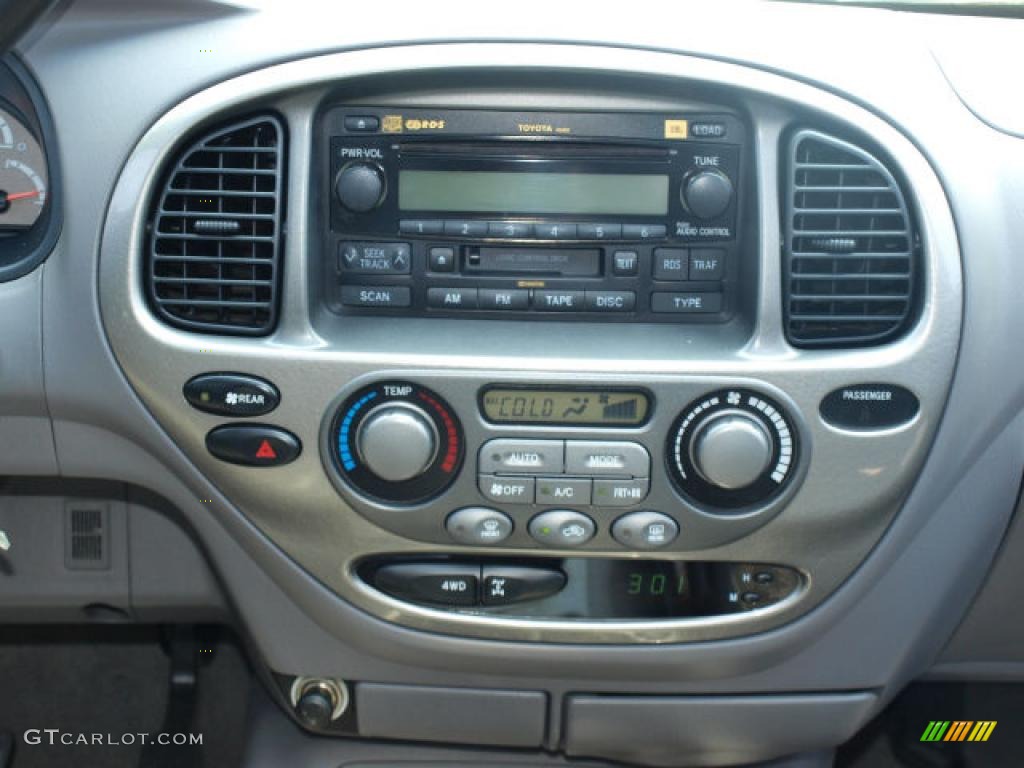 2004 Toyota Sequoia Limited 4x4 Controls Photo #49343670