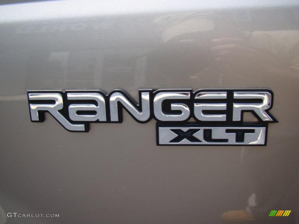 2003 Ford Ranger XLT SuperCab Marks and Logos Photos