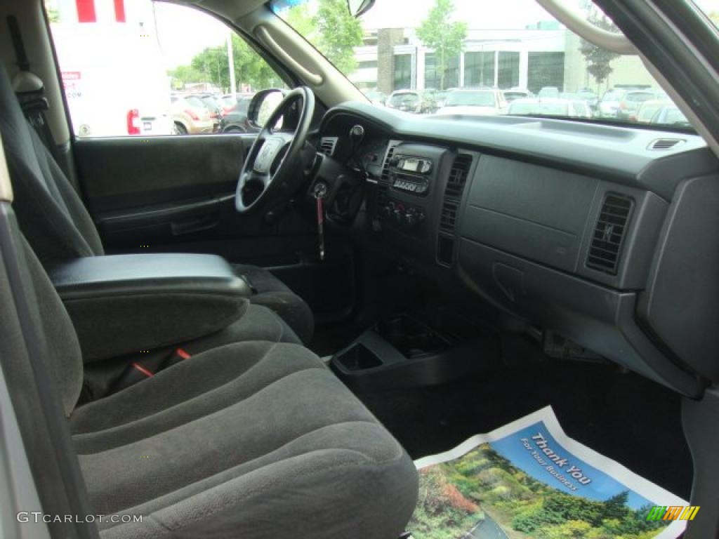 2003 Dakota SXT Quad Cab 4x4 - Bright Silver Metallic / Dark Slate Gray photo #22