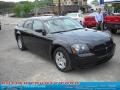 2005 Brilliant Black Crystal Pearl Dodge Magnum SXT  photo #18