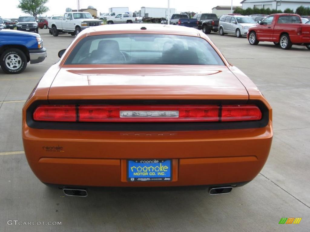 2011 Challenger SE - Toxic Orange Pearl / Dark Slate Gray photo #8