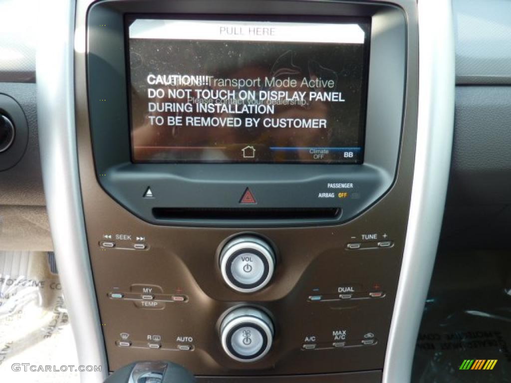 2011 Ford Edge SEL Controls Photo #49348945