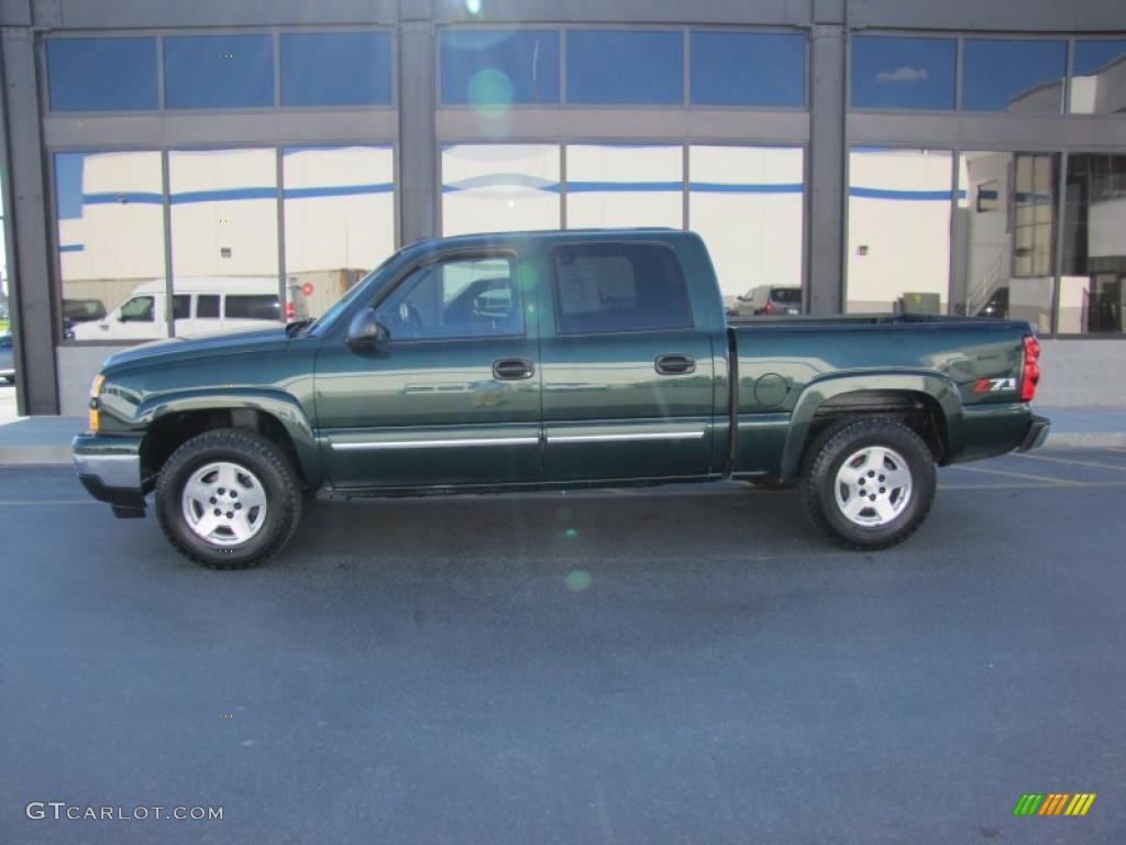 2006 Silverado 1500 Z71 Crew Cab 4x4 - Dark Green Metallic / Medium Gray photo #2