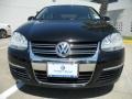 Black - Jetta S Sedan Photo No. 2