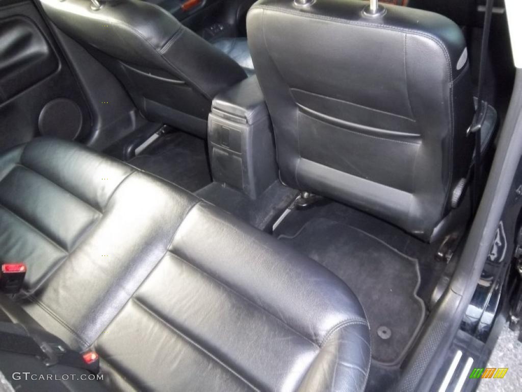 Anthracite Interior 2004 Volkswagen Passat GLX Sedan Photo #49354516
