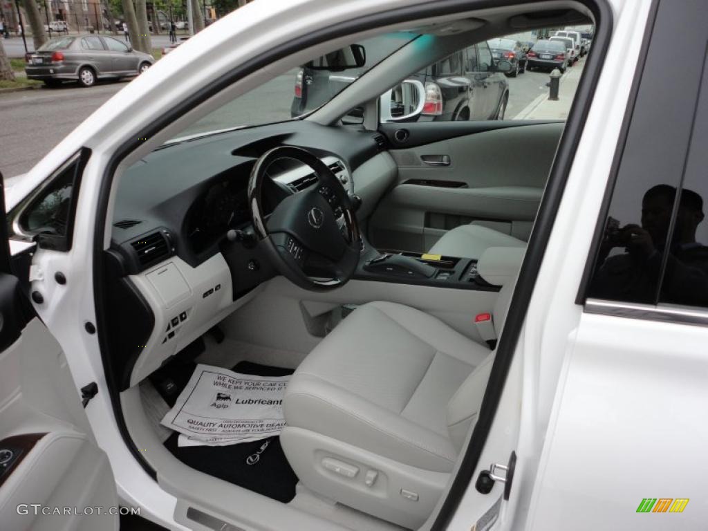 Light Gray Interior 2011 Lexus RX 350 AWD Photo #49355869