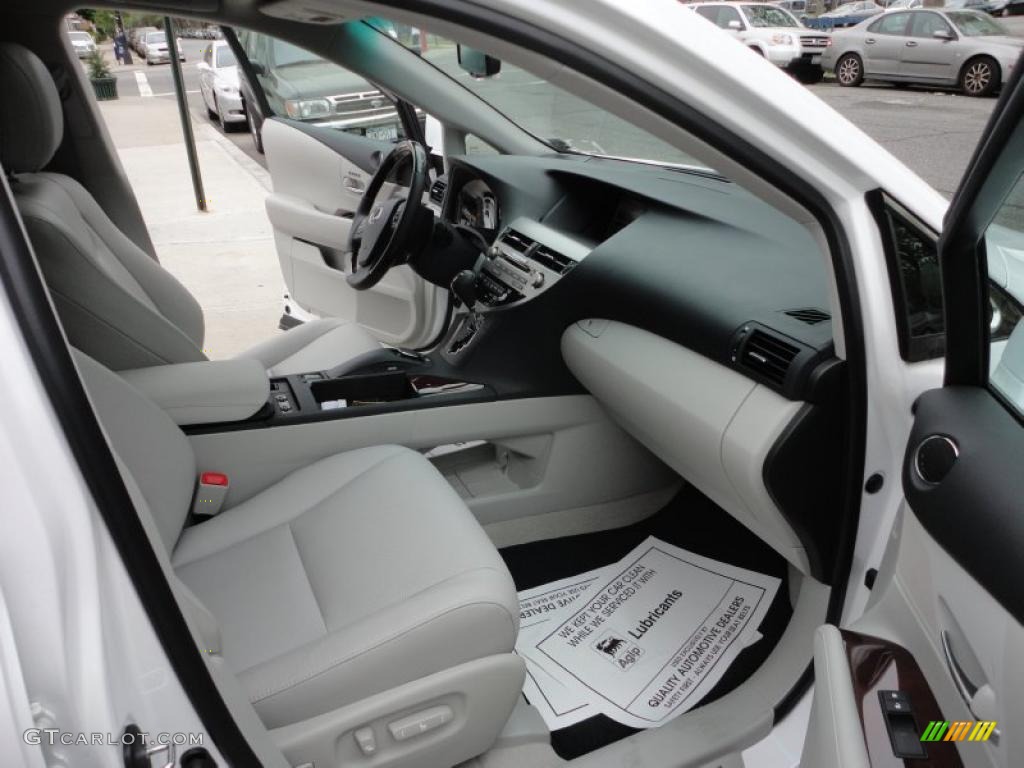 Light Gray Interior 2011 Lexus RX 350 AWD Photo #49355887
