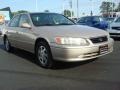 2001 Cashmere Beige Metallic Toyota Camry LE  photo #1