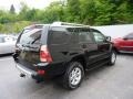 Black - 4Runner SR5 4x4 Photo No. 4