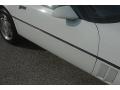 White - Corvette Coupe Photo No. 3
