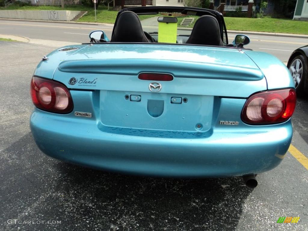 2002 MX-5 Miata Roadster - Crystal Blue Metallic / Black photo #18