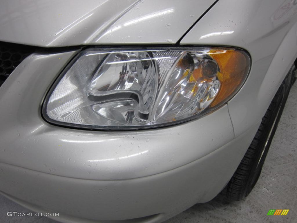 2002 Grand Caravan Sport - Bright Silver Metallic / Taupe photo #10