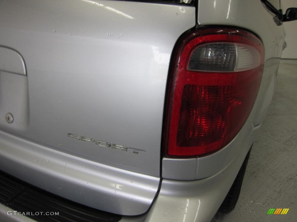 2002 Grand Caravan Sport - Bright Silver Metallic / Taupe photo #12