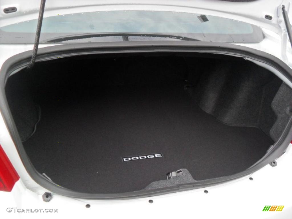 2011 Avenger Mainstreet - Bright White / Black/Red photo #16