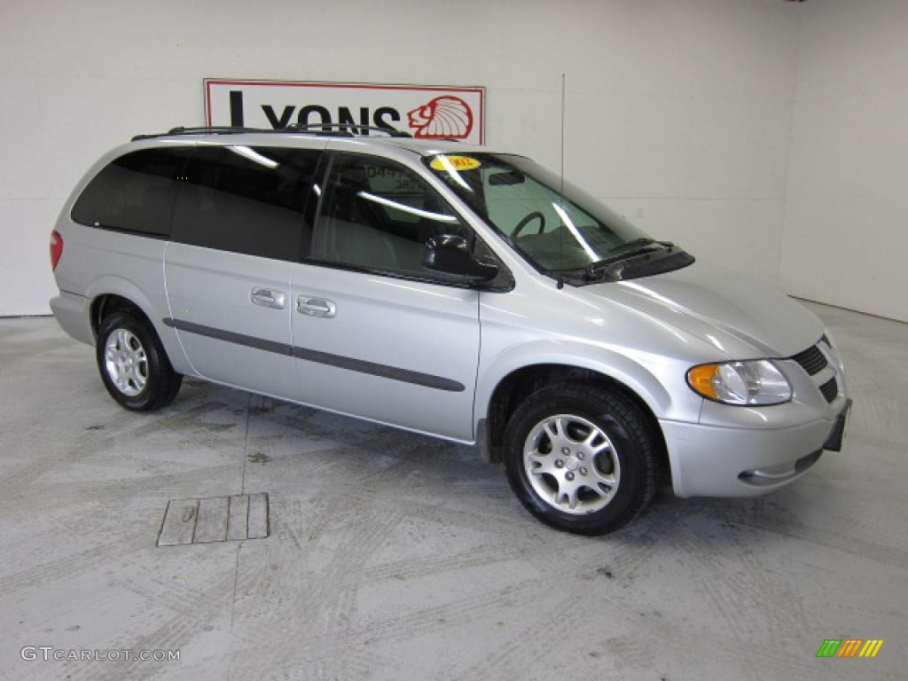 2002 Grand Caravan Sport - Bright Silver Metallic / Taupe photo #23
