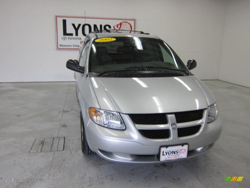 2002 Grand Caravan Sport - Bright Silver Metallic / Taupe photo #26