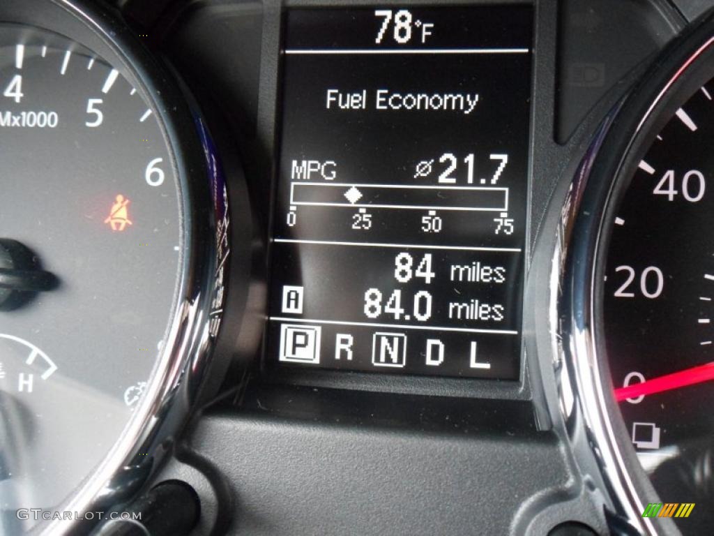 2011 Rogue SV AWD - Black Amethyst / Black photo #20